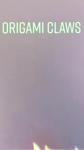 Origami Claws. Difficulty: Easy. #fyp #foryoupage #ButterGlossPop #tiktok #origami #papercrafts
