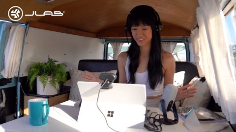 JLab JBuds Cam USB HD Webcam, Black with Optional White Faceplate, 1080P/30 FPS, 2.1 Megapixels, Auto-Focus, Dual Omni-Directional Microphones, Compatible with PC, Mac and Chromebook