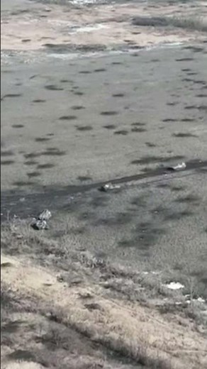 Russian tanks taken out like sitting ducks on battlefield 🚨