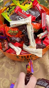 8.4K views · 31 reactions | Floating head prank on Trick or Treaters! | The Daily Nelly | Facebook