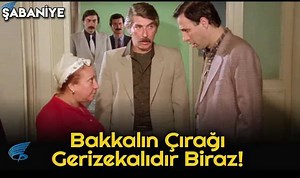 ŞABANİYE | BAKKALIN ÇIRAĞI! GERİZEKALIDIR BİRAZ! #türkfilmi #yerlifilm #eniyitürkfilmleri #eniyiyerlifilm #hdtürkfilmleri #yeşilçamfilmleri #kemalsunalfilmleri #eniyikemalsunalfilmleri #enkomikkemalsunalreplikleri #eniyikemalsunalsahneleri #kemalsunal #filmizle #turkishmovie #romatikfilmler #komikfilmler #şabaniye #adilenaşit Şabaniye filmi; Kemal Sunal, Adile Naşit, Çiğdem Tunç ve Erdal Özyağcılar'ın oynadığı Türk filmidir. Şabaniye filminin bu sahnesine Şehmus kanlısı olan Şaban'ın izini bulur