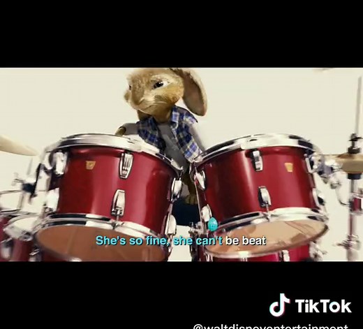 I Want Candy - Sing-A-Long from Hop Movie