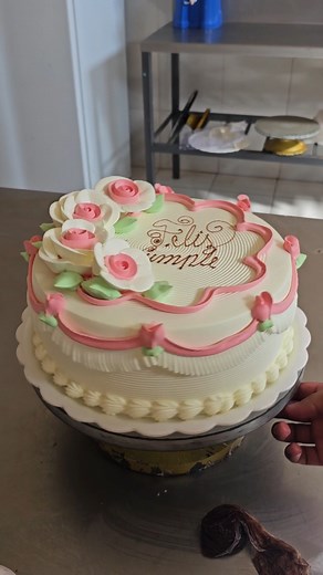 Los diseños de pasteles más creativos, asombrosos e impresionantes decorados con chantilly #caketutorials | El mundo de la pasteleria