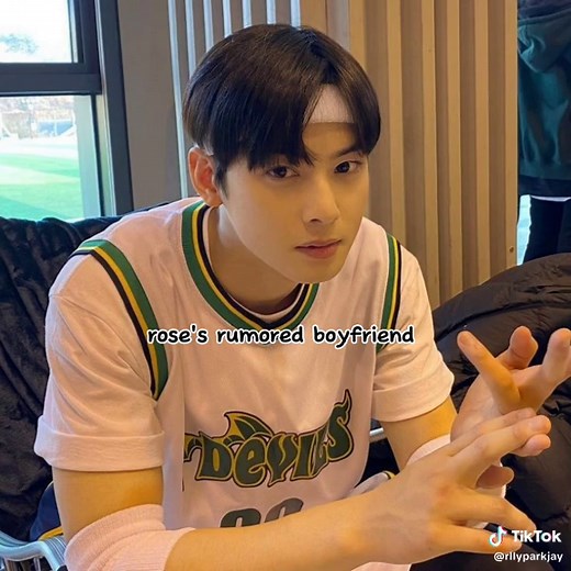 Rose and Cha Eunwoo Relationship Rumors Explained