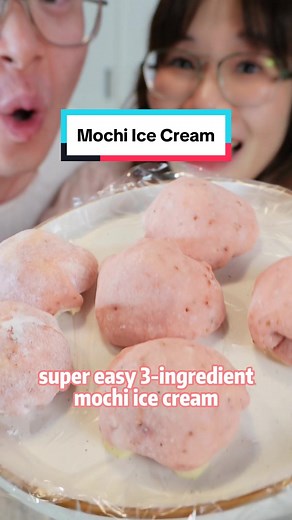 3 ingredients mochi ice cream 🍓 Mochi Dough recipe: Japanese rice cake 150g Strawberry 90g Ice cream 50g #mochi #strawberry #japanesefood #dessert #recipes #icecream