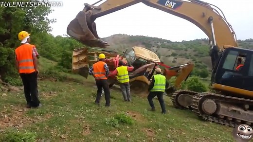 October Fails 2014!! Crane Accidents Caught on Tape Compilation October 2014!! Funny Video