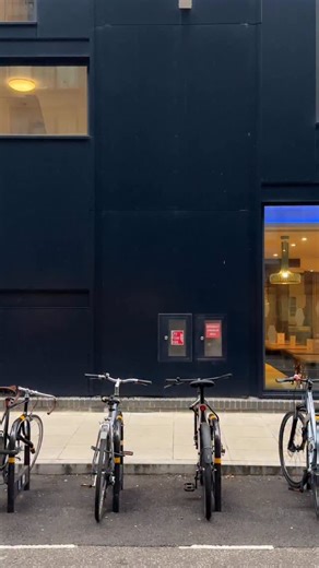 10K views · 43 reactions | Londoners were pretty merry today! Final score of 18 and day 8 of 12 Days of Christmas Carnage done ✅ Remember to keep an eye on our stories and vote for the final four days when they go live ️ | The Running Channel | Facebook