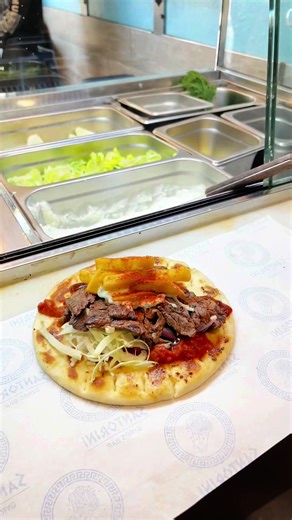 Best Gyros in Darlinghurst: A Taste of Santorini