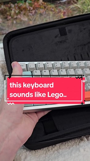 This keyboard sounds like LEGO? 😳 Sponsored by @Loobed Switches who is selling this keyboard. Use code Hipyo with the link in my bio to save! #ad #mechanicalkeyboard #lego #customkeyboard #gamingkeyboard