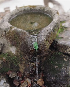 How to Get Hard-Water Lime off a Rock Fountain