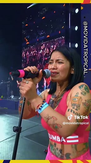 Damas Gratis: No Te Creas Tan Importante en Vivo