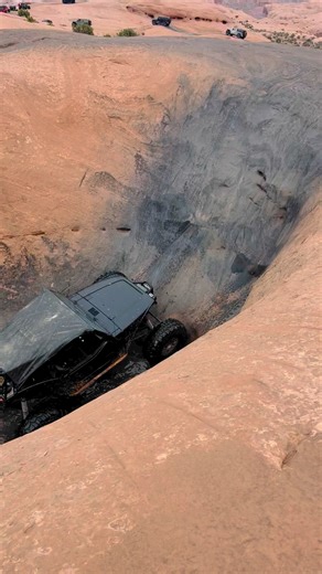The group from Tennessee made a comeback!! Success! #moabcowboy #offroad #obstacle #ejs #4x4 #moab #Utah #jeep #hellsrevenge #4wd #destination #vacationmode #nolimits #sendit | Moab Cowboy Country Off-Road Adventures