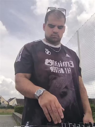 Akon's Hardstyle Remixes: DJ Jazeek's Latest Hits