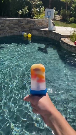 This is the result of the fish popsicle🐠! It was so sweet and chewy! I loved this idea! Face reveal at 200k followers! #popsicle #DIYFashion #foryou