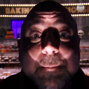 Duff Goldman welcomes four former #KidsBakingChampionship competitors back to the kitchen for a frightfully delicious competition! A special Kids Baking Championship is on TONIGHT at 8|7c. | Food Network