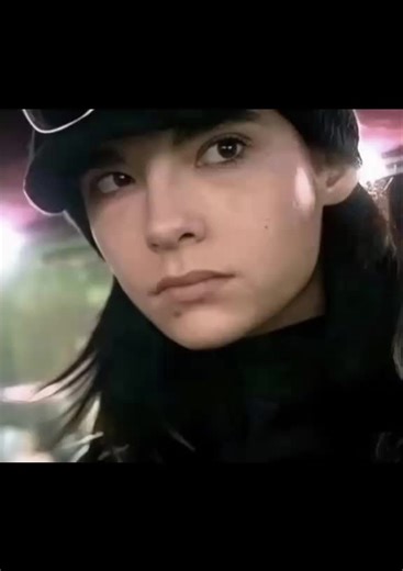 Bill Kaulitz: Natural Look and Unique Style Unveiled