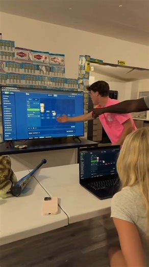 Never letting the girls play on my stakeusa account again😭 jackdoherty stakeusa | JD