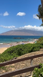 3.6K views · 1.1K reactions | A new day, a new beginning. We are taking Maui Living on day at time. If you are looking for a place to spend your vacation, consider South Maui … it’s beautiful out here. This was taken at Kamaole Beach III ☺️️ #maui #mauitravel #mauivacation #kamaolebeach #mauihawaii #mauionmymind #taketomaui #mauilife #mauimemories | A Maui Blog | Facebook