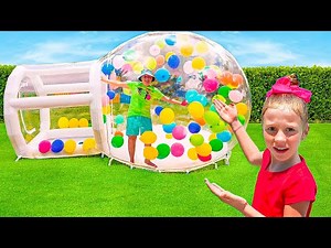 Nastya enjoys pool time and sets a good behavior