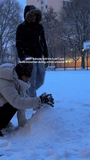 Building a Snowman in Fresh Snow: What to Expect