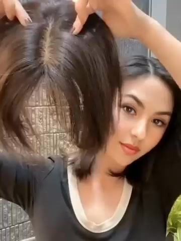 22 reactions · 4 comments | Easily cover white hair, invisible and traceless, heighten the top of the head, make the hairstyle more full and natural, and full of confidence! ‍♀️‍靈✨ | The Trade Cart | Facebook