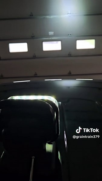 Reliable Remote-Controlled Spotlight for Trucks