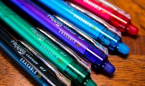 12 Best Erasable Pens Reviewed and Rated in 2025 - Art Ltd Mag