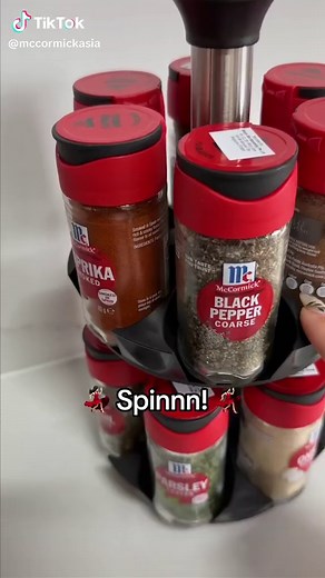 Win a McCormick Spice Rack: 12 Premium Herbs & Spices