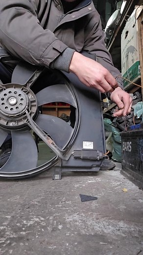 Mersedes W210 2.2 CDI Elektroventilator Inceleme