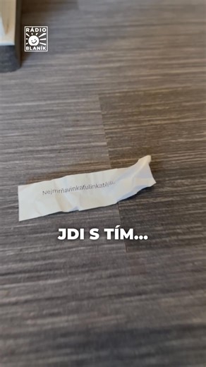 6.1K views · 119 reactions | „Strč prst skrz krk“ je pro začátečníky! Naši moderátoři dostali k Mezinárodnímu dni jazykolamů pořádně tvrdé oříšky – a že se u toho zapotili!  Zkuste si to s nimi a napište nám, kdo z vás by obstál za mikrofonem!  | Rádio Blaník | Facebook