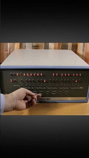 Descubriendo el Altair 8800: El ordenador que inspiró a toda una generación de innovadores