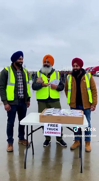 Free licences given out at Toronto airport to air India travellers #fyp #india #real #viral