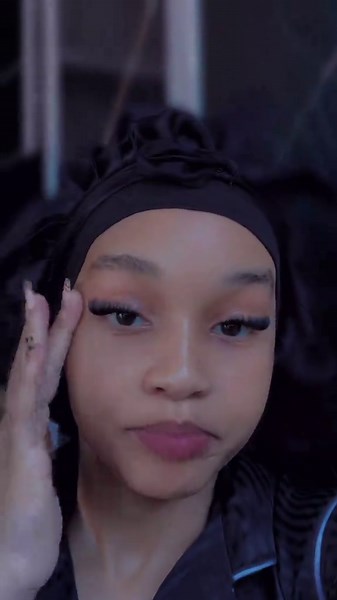 Slayed Lashes: Cat Eye Perfection