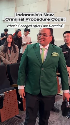 HUKUMKU on Instagram: "Indonesia’s New Criminal Procedure Code: What’s Changed After Four Decades? Let’s talk about this!👨🏻‍⚖️ #hukumku #hukumuntuksemua #hukumlebihmudah #legalhero #advokat #lawyer #kuhp #kuhpbaru #legalai"