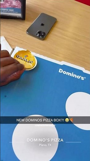 WHO DESIGNED THESE NEW DOMINOS BOX?! 🤦🏽‍♂️ #dominos #pizza #delivery