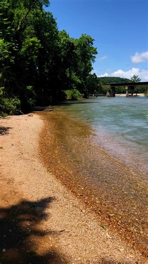 Current water level? We gotchu — filmed just over an hour ago so you don’t have to ask about July 29th, 2037! 😏 #AbsolutelyBreathtaking | River Ranch Resort