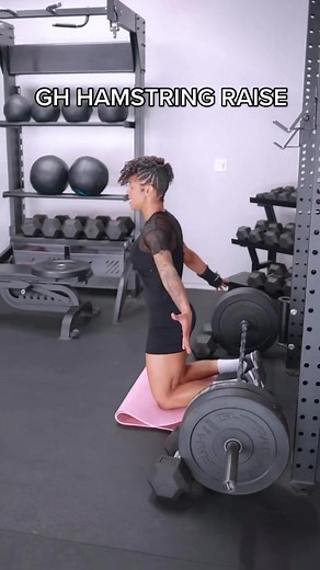 What are your favorite exercises for hamstrings? Let me introduce you to the GH hamstring raise and how I set it up at home without a machine for it. This movement is integrated in my #intheweightroom program. Here are its benefits: Muscles worked: •Hamstrings •Gluteus maximus •Gluteus medius •Lower back (spinal erectors) •Rhomboids (upper back) •Calves #gymtok #hamstringworkout #glutesworkout #wellnesscoach #massyarias #athomeworkout