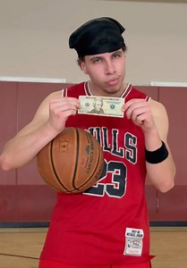 NBA Refs when you give them MONEY 🤣💯 #nba #basketball #refs #stephcurry #michaeljordan