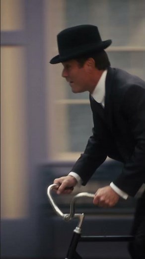 Murdoch Outsmarts on Two Wheels
