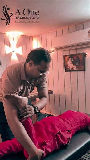 Amazing Cracking Sound for Back Pain Relief