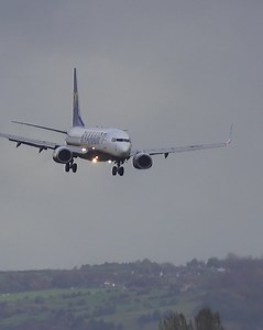 Storm Ciaran! Ryanair aborts landing due to heavy winds at Manchester Airport #StormCiaran | Airliners Live