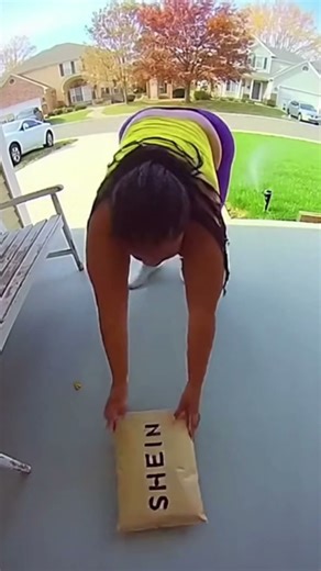 Porch Pirate Exploding Box Caught in 4K 🎥 #PorchPirate #PackageTheft #DeliveryTheft