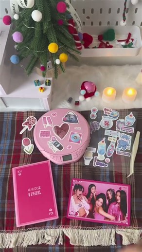 Old-School CD Players, New K-pop Beats!! Press Play for Double Fun ✨