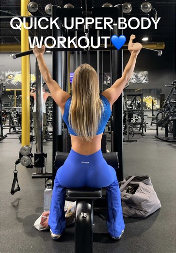 A perfect workout if you have limited time 🫶🏼💙💪🏼OOTD : @DFYNE | code KRISTA saves xx #upperbody #workout #quickworkout