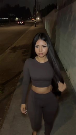 Miami nights are for glitter & glow  Dancing through life in 4-inch heels. #MiamiNights #NightlifeBeauty #GlitterMakeup #DanceChallenge #LatinaVibes