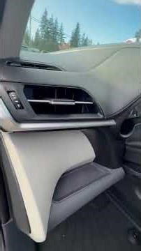 2023 Toyota Sienna XLE #68521A in Everett, WA| Rodland Toyota