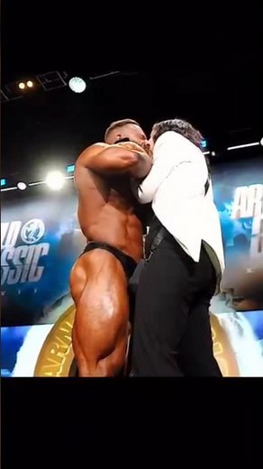 Bodybuilding Couples On Stage, Bodybuilding Motivation , Gym motivation #bodybuilding #gym #fitneess