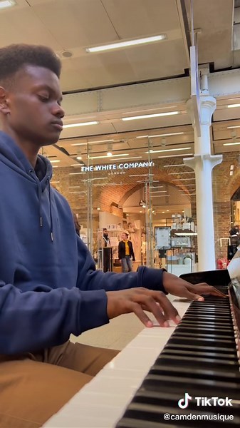 Soulful Piano Tutorial for 'Drowning' by A Boogie wit da Hoodie