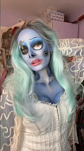 Corpse bride 💍🥀 I only had 2 hours to put this costume together last night😅how did I do? #makeup