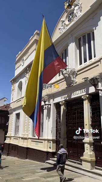 Can you guess where I’m traveling to in Colombia? #americanincolombia #luxuriouslife #lifeincolombia #colombia #expatcolombia #dailyvloging #colombiatok #luxurylifestyle #mydayvlog #foodiebogota #volaris #civitatis #bogotacomidas #bogota #bogotacity #selinabogota #americanabroad #vlogofmyday #traveldia